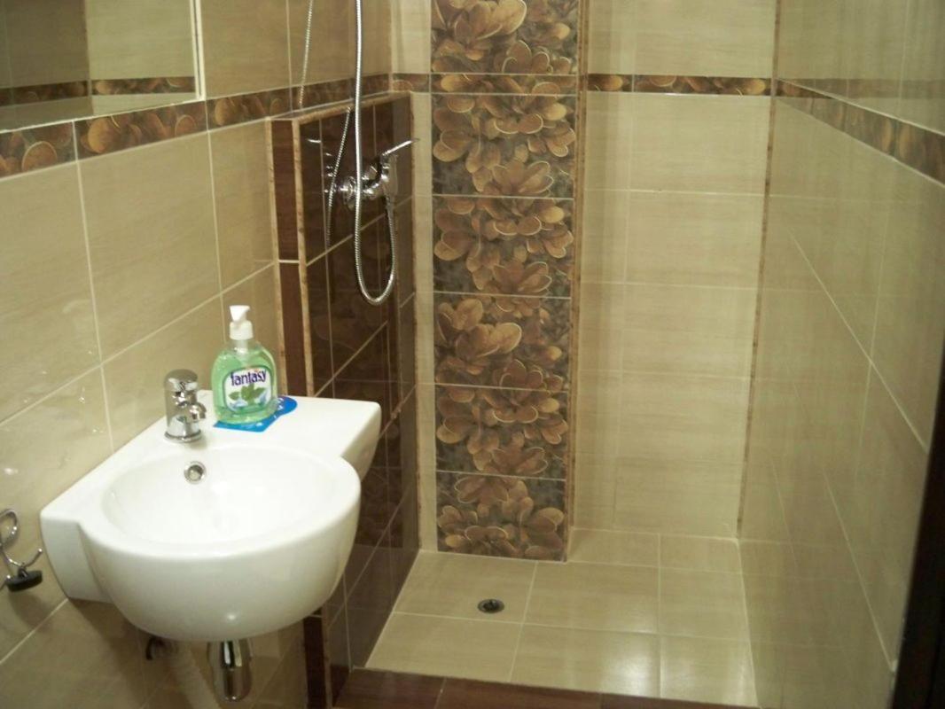 Studio-Flat Apartments Leopoli Esterno foto